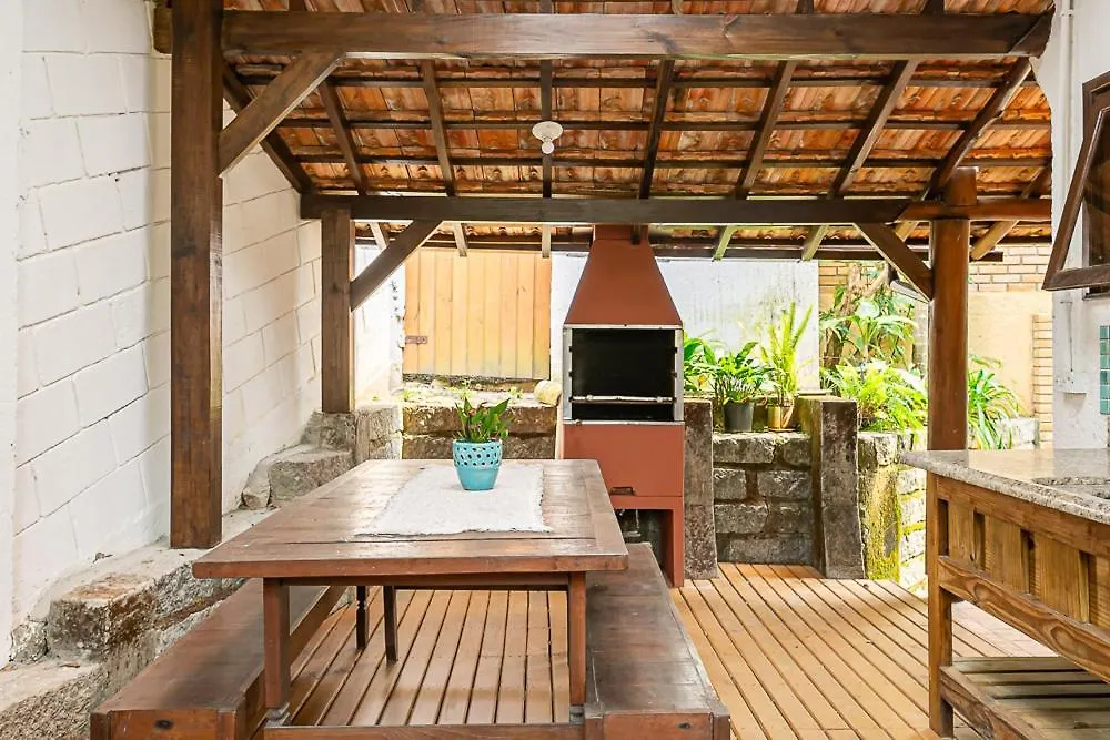 Guest house Recanto Das Palmeiras Guarda do Embau