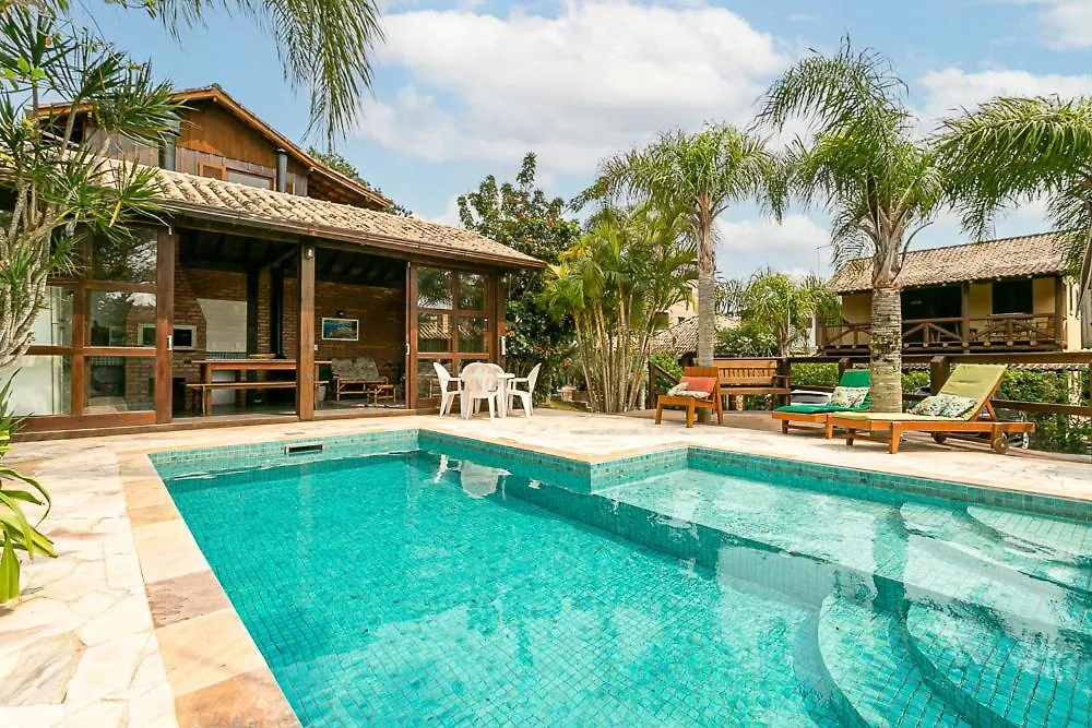 Recanto Das Palmeiras Guarda do Embau Guest house