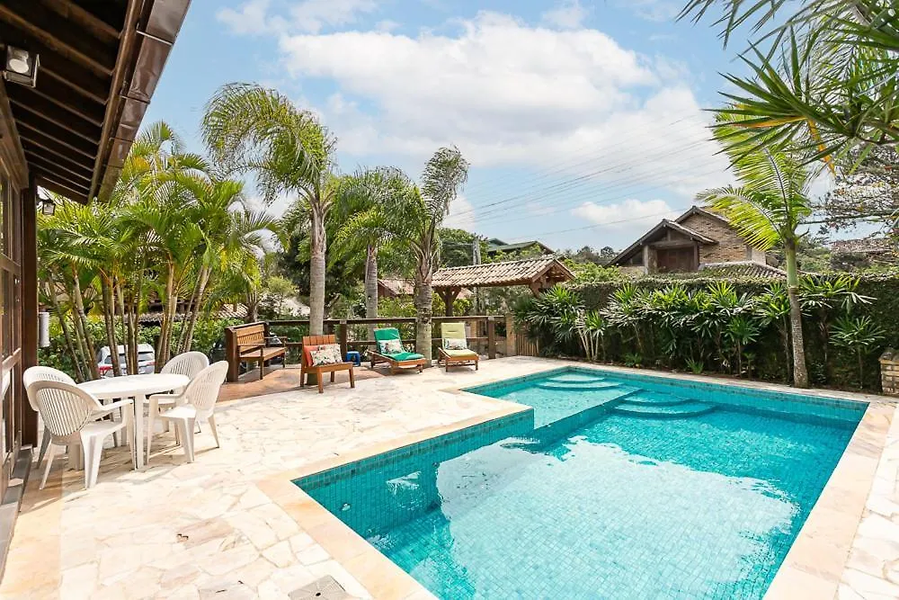 Recanto Das Palmeiras Guarda do Embau Guest house